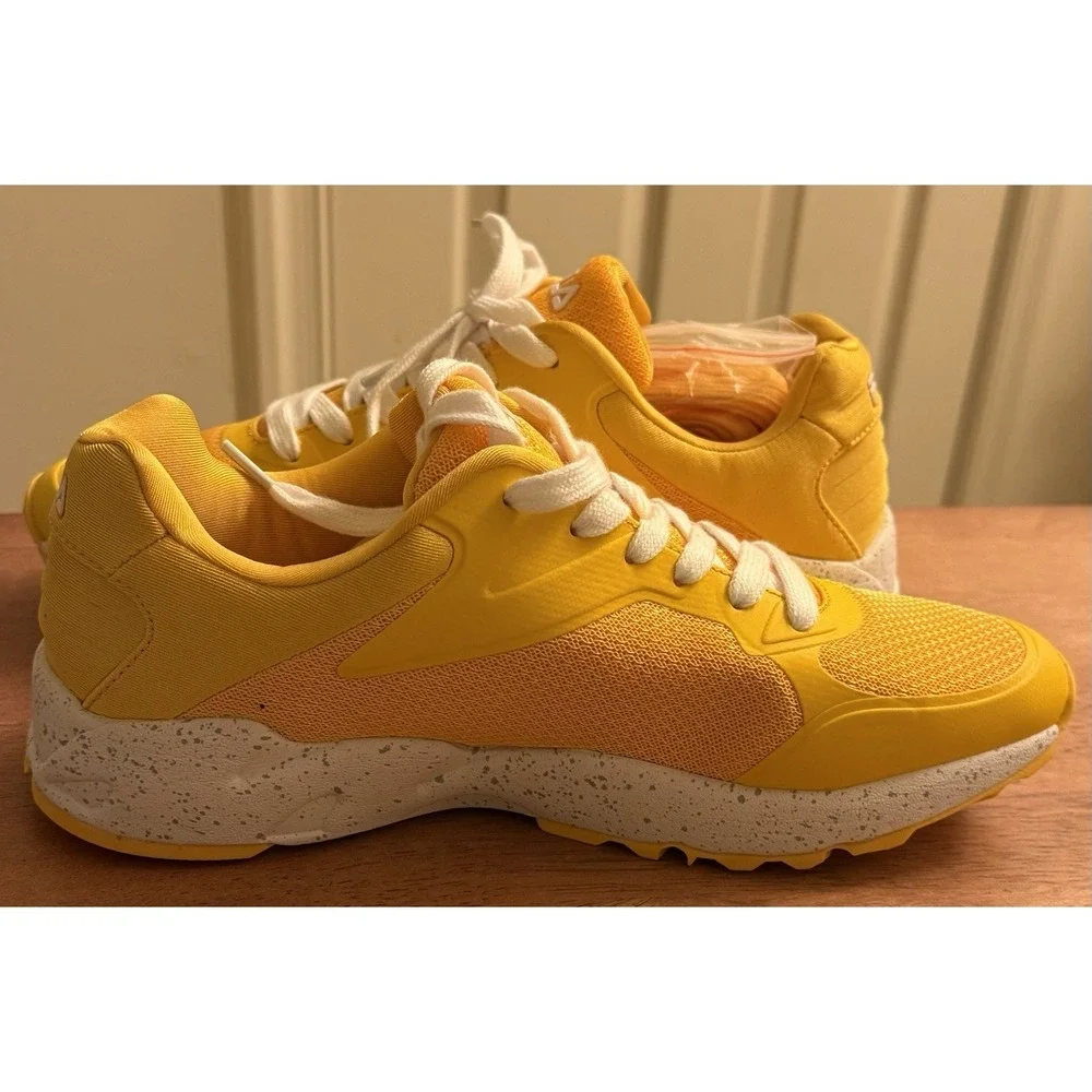 Fila‎ Athletic Shoes/Sneakers Woman's Size 10 Gold New